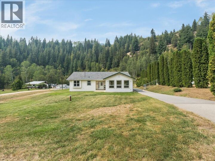 Property Photo:  900 China Creek Road  BC V0G 1G0 