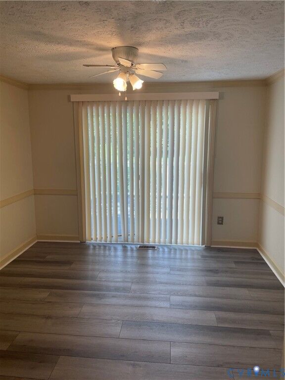 Property Photo:  10524 Seacliff Lane  VA 23236 