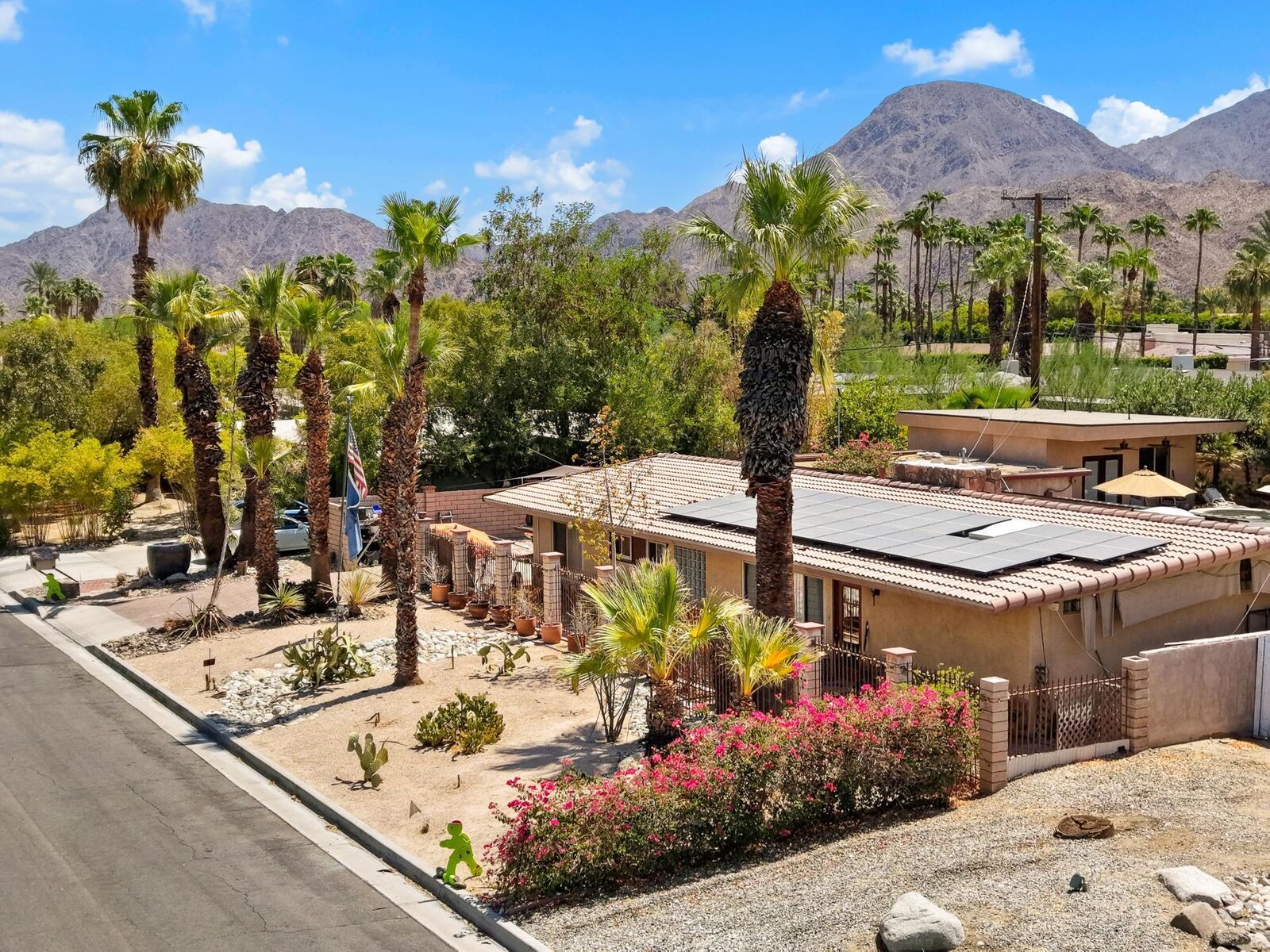 Property Photo: 74321 Old Prospector Trail CA 92260