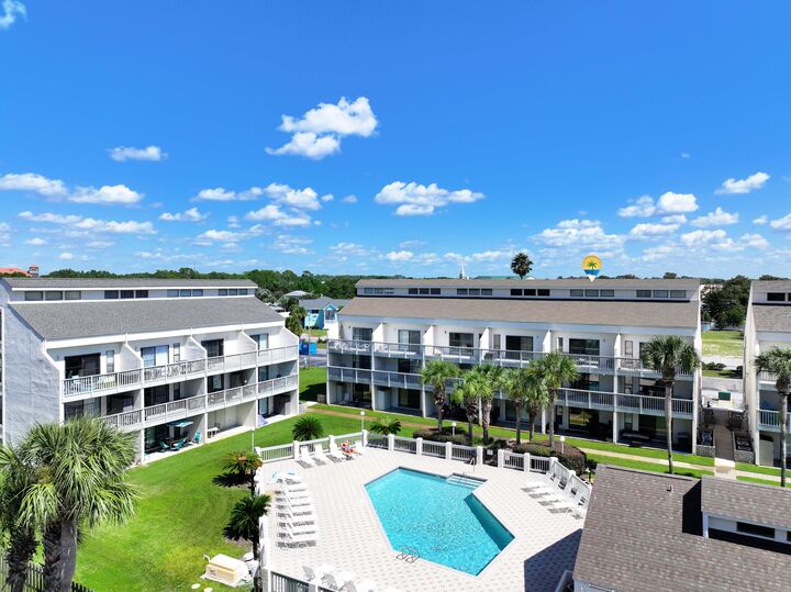 Property Photo:  17614 Front Beach Road Unit E17  FL 32413 