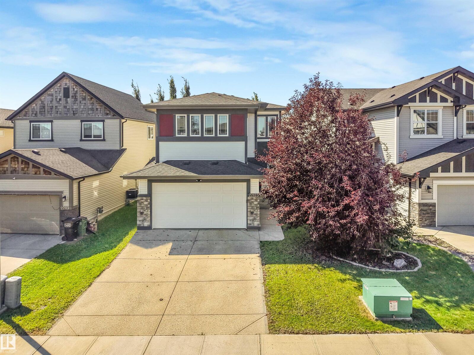 Property Photo: 22123 95 Avenue NW AB T5T 4N3