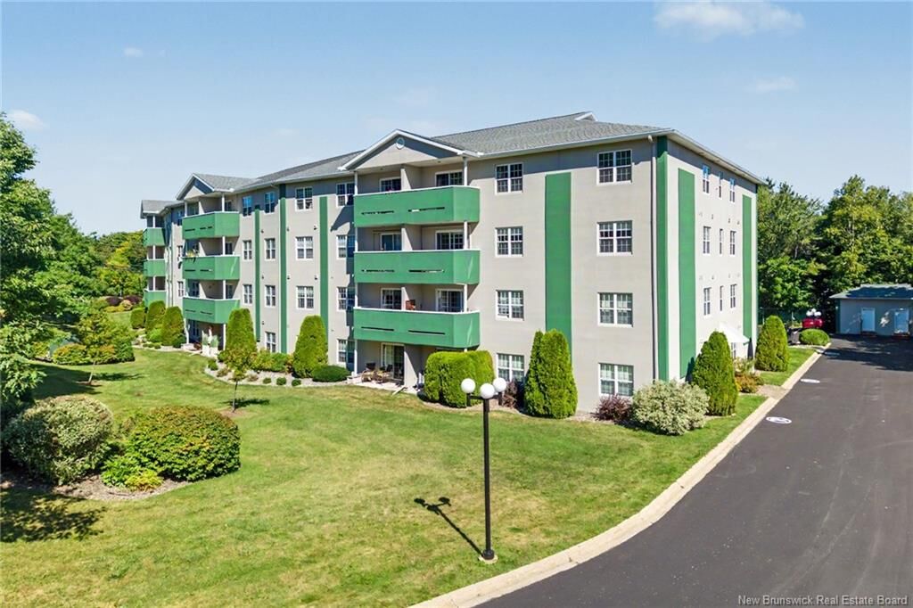 Property Photo:  158 Hanwell Road 203  NB E3B 9K7 