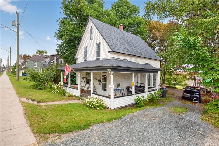 Property Photo:  532 King George Hwy  NB E1V 1N3 