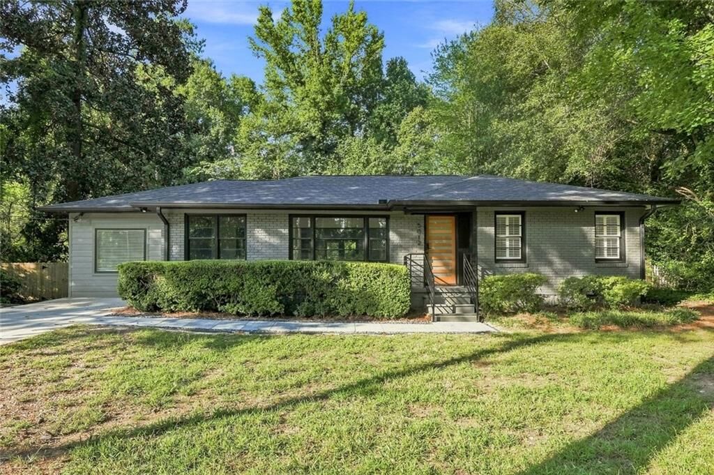 Property Photo: 5012 Tilly Mill Road GA 30338