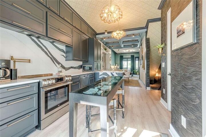 Property Photo:  2199 Lenox Road NE 7  GA 30324 