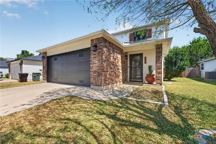 Property Photo: 118 Avrshire Lane TX 76502