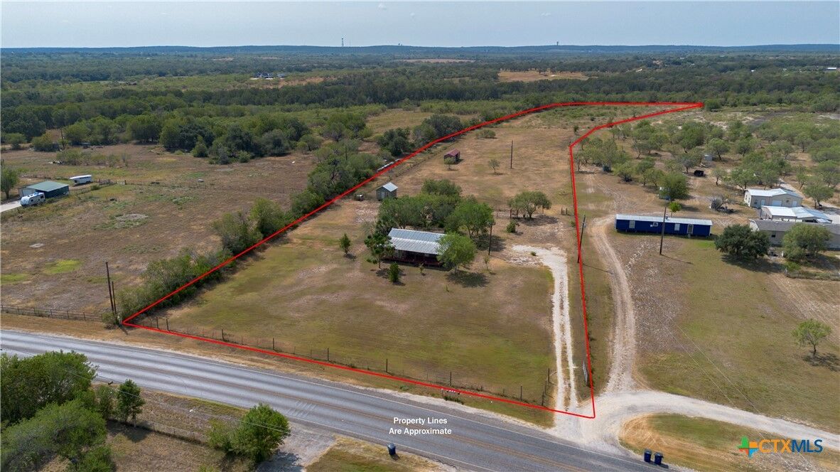 Property Photo:  4054 Fm 466  TX 78155 