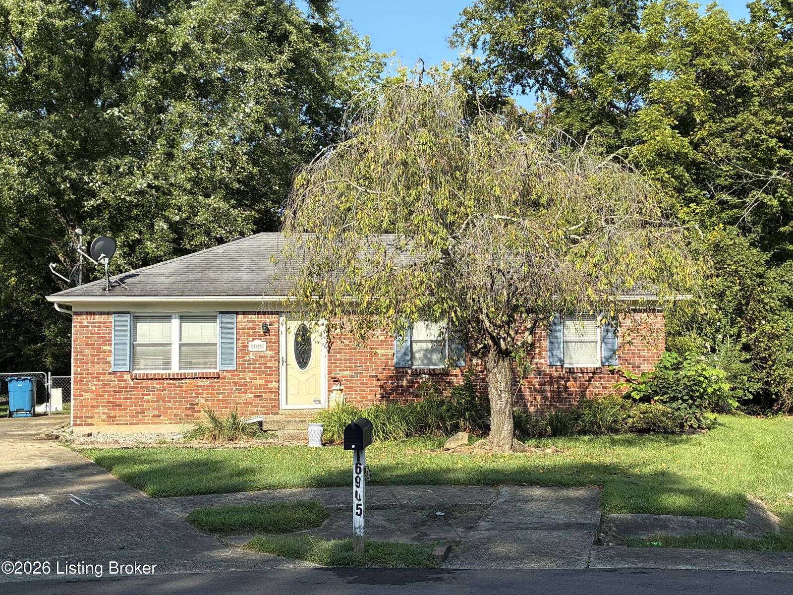 Property Photo: 6905 Boxwood Ct KY 40056