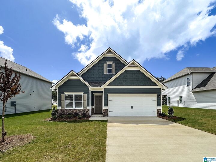 Property Photo:  2150 Sterling Circle  AL 35120 