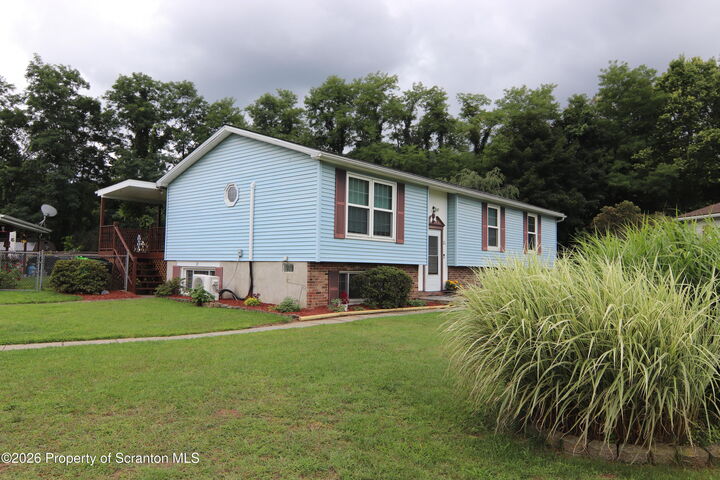 Property Photo:  21 Chestnut Street  PA 18657 