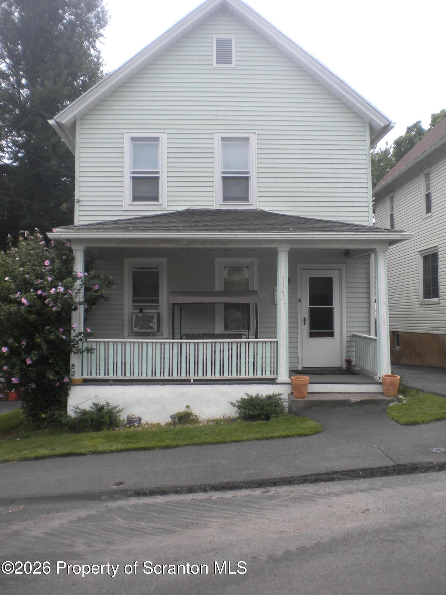 Property Photo: 117 Throop Street PA 18508