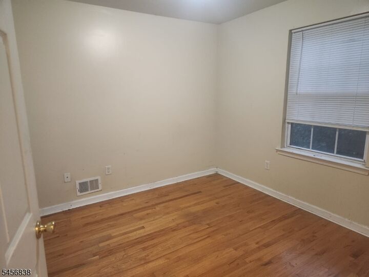Property Photo:  9 Triton Ter 1  NJ 07104 