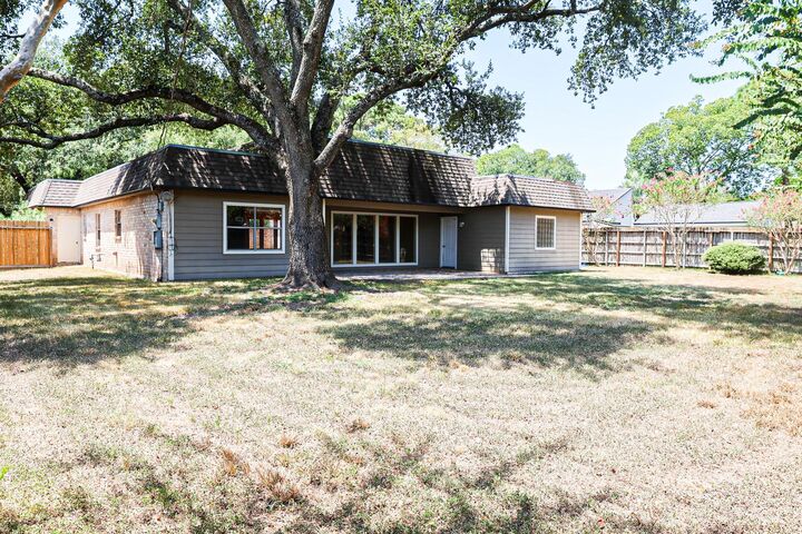 Property Photo: 13226 Holston Hills Drive TX 77069