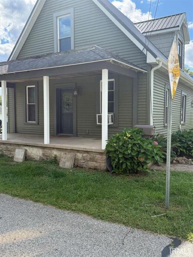 Property Photo: 402 S Half Street IN 46962