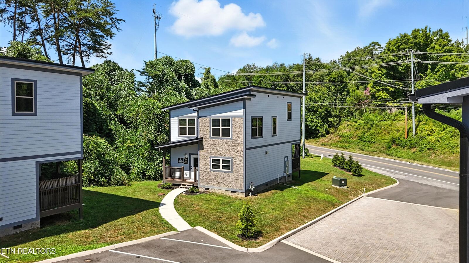 Property Photo:  576 Dollywood Lane Unit 1  TN 37863 