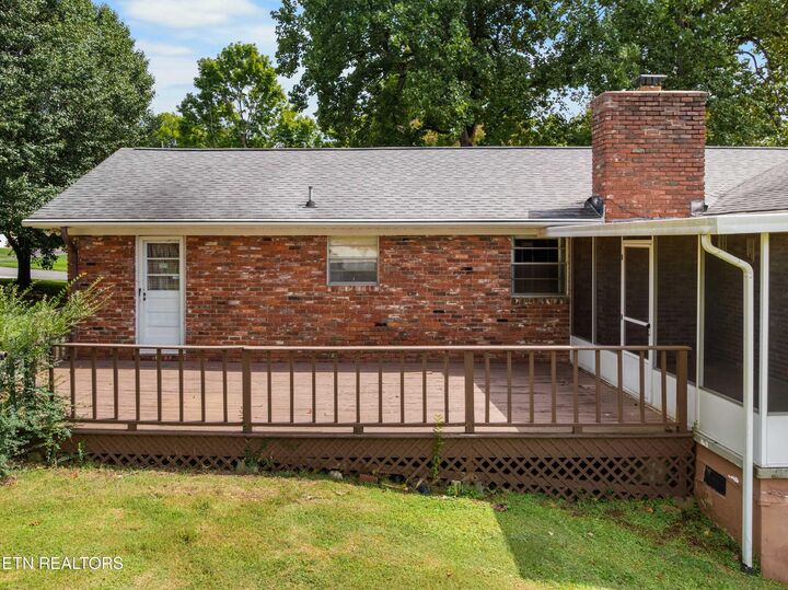 Property Photo:  6128 Apache Tr  TN 37920 