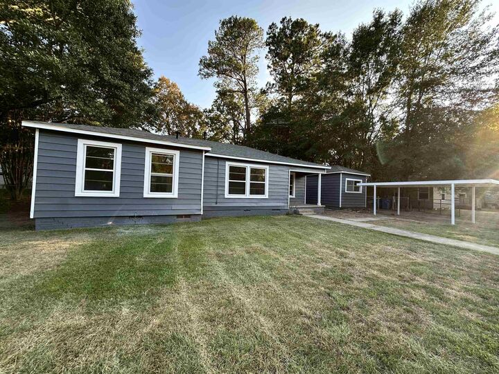Property Photo:  624 Camp St  TX 75662 