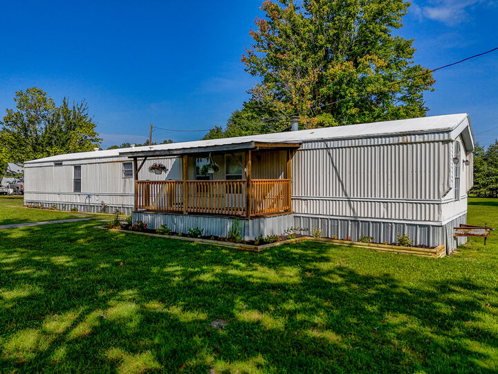 Property Photo:  749 Vanlandingham Road  KY 40371 