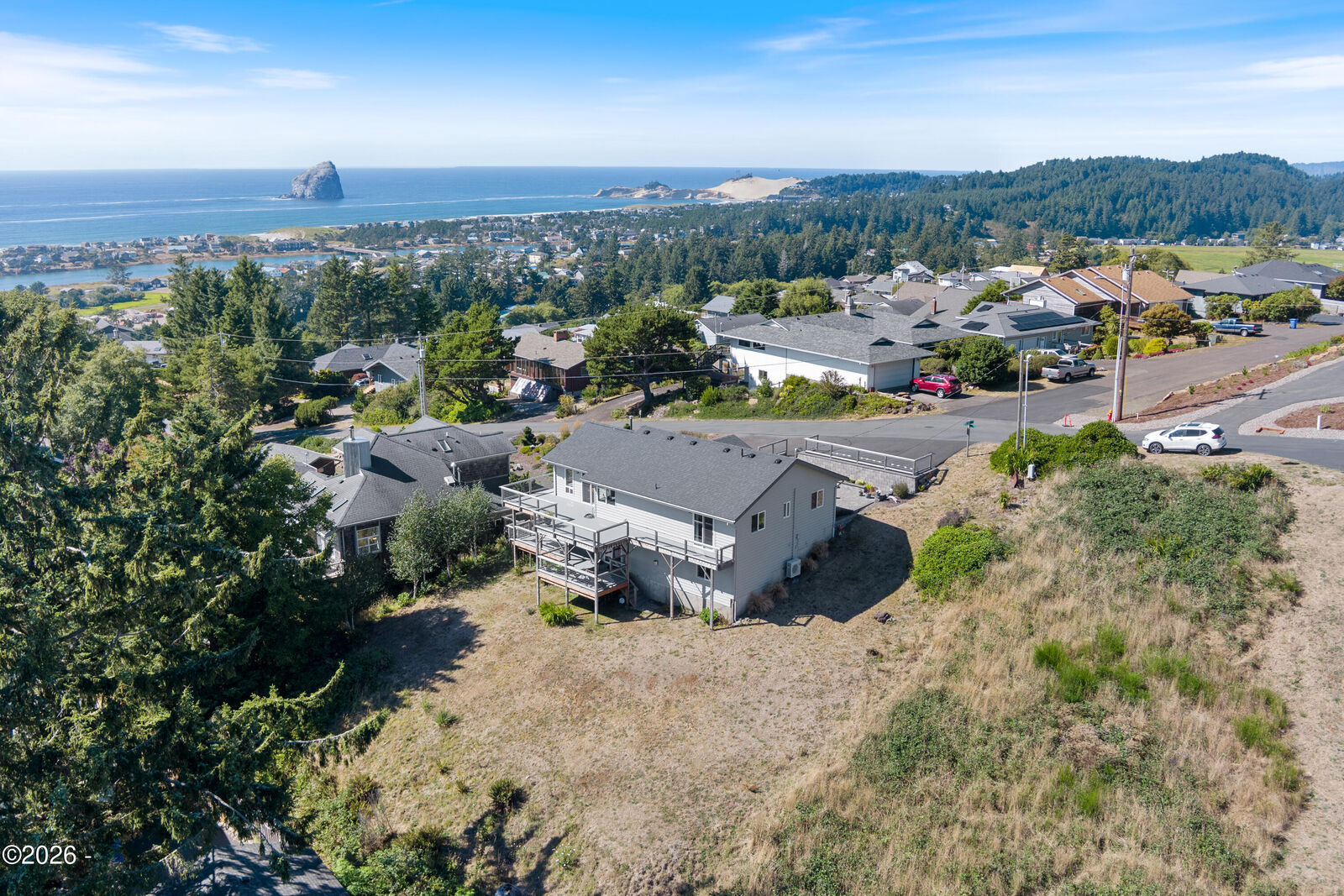 Property Photo:  7375 E Summit Road  OR 97135 