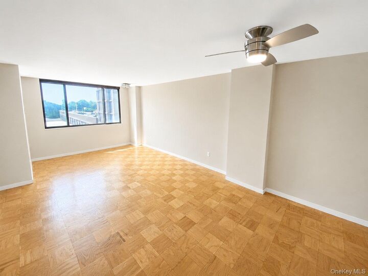Property Photo: 27110 Grand Central Parkway 2U NY 11005