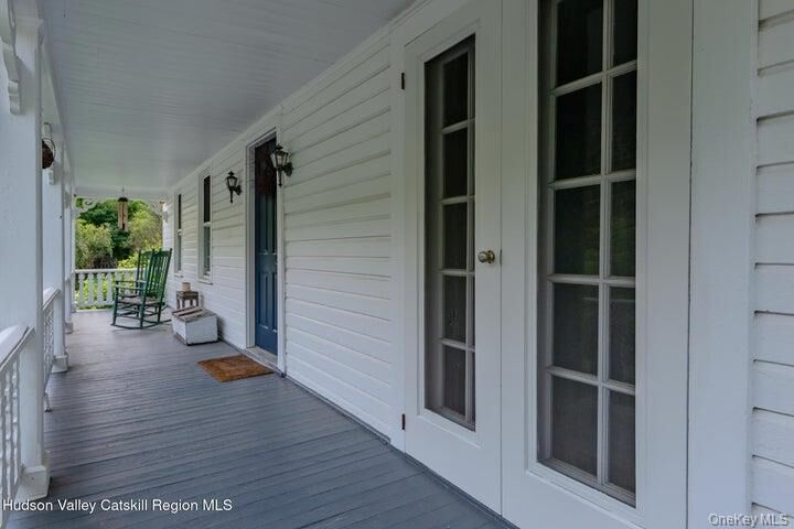 Property Photo:  583 Swartekill Road  NY 12561 