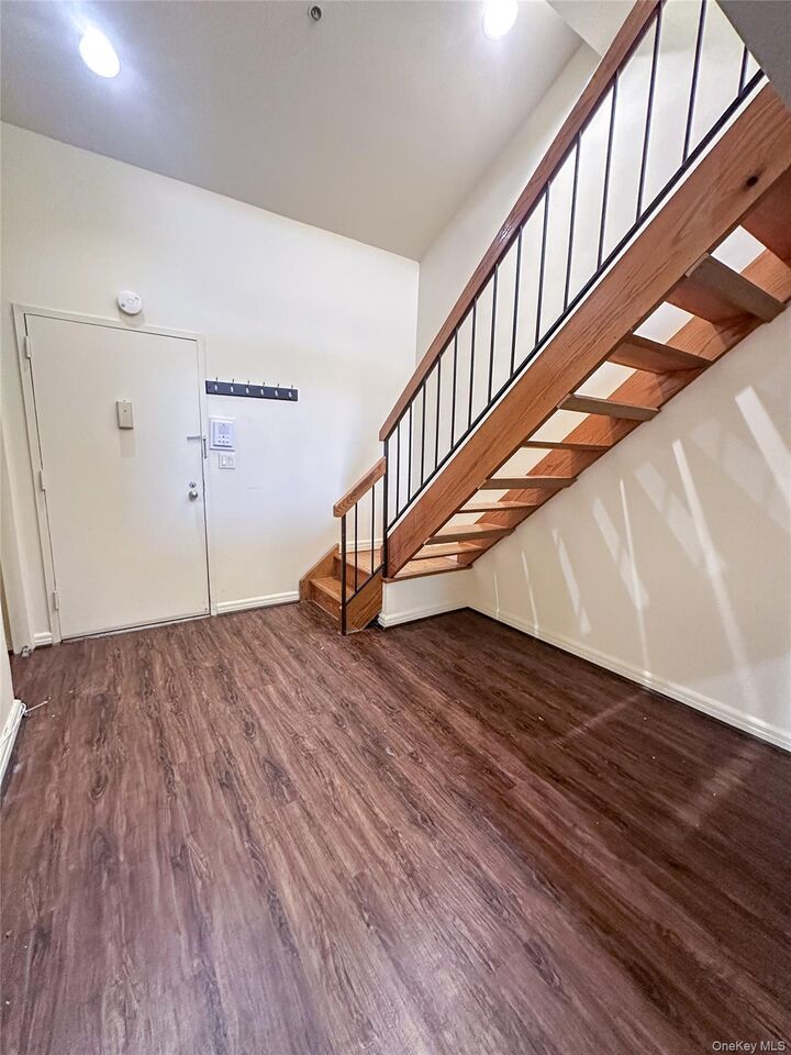 Property Photo:  4413 Villa At The  NY 10566 