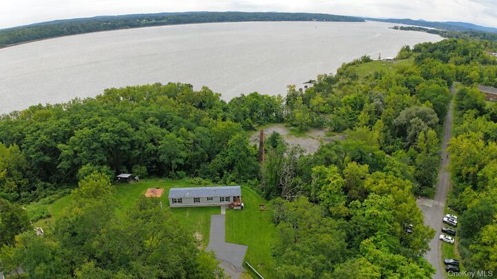 Property Photo:  200 Willow Street  NY 12401 