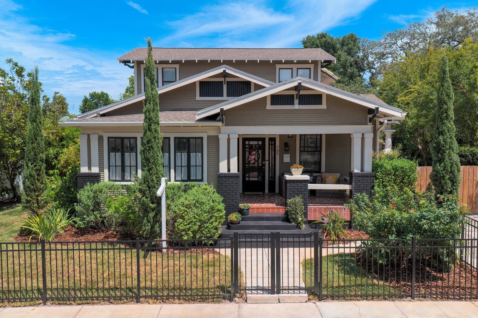 Property Photo:  705 W West Street  FL 33602 