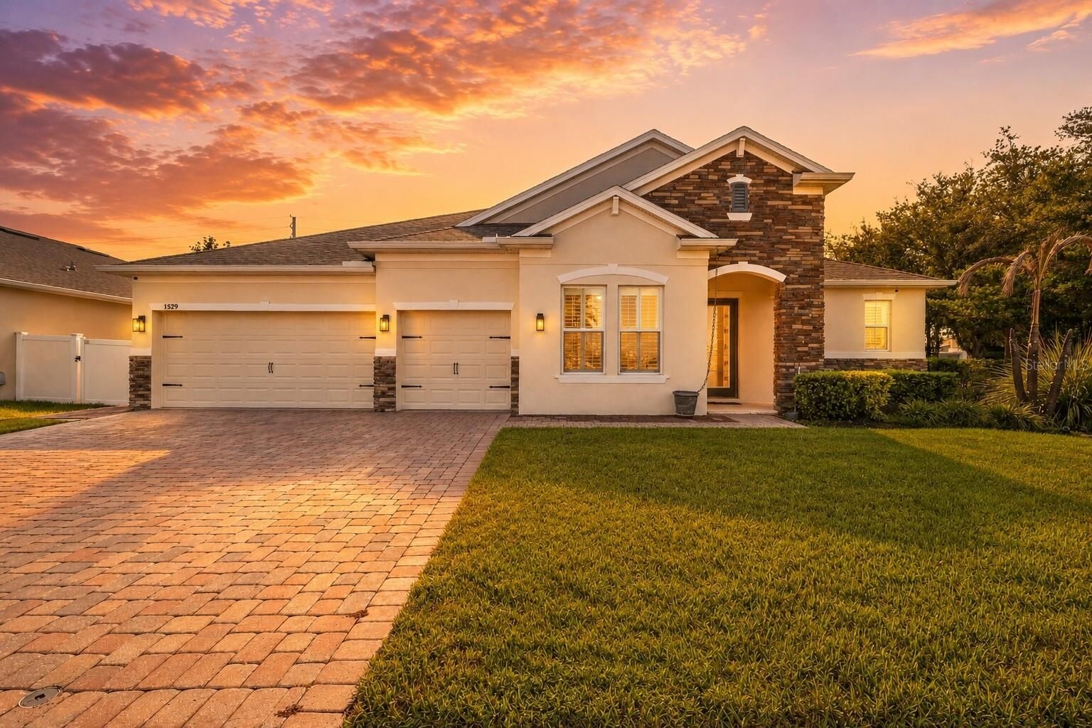 Property Photo:  1529 Alligator Street  FL 34771 