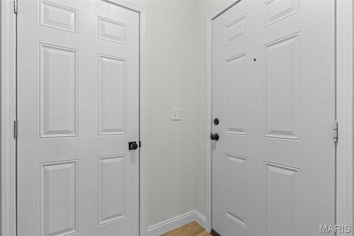 Property Photo:  827 Woodside Creek Drive  MO 63028 