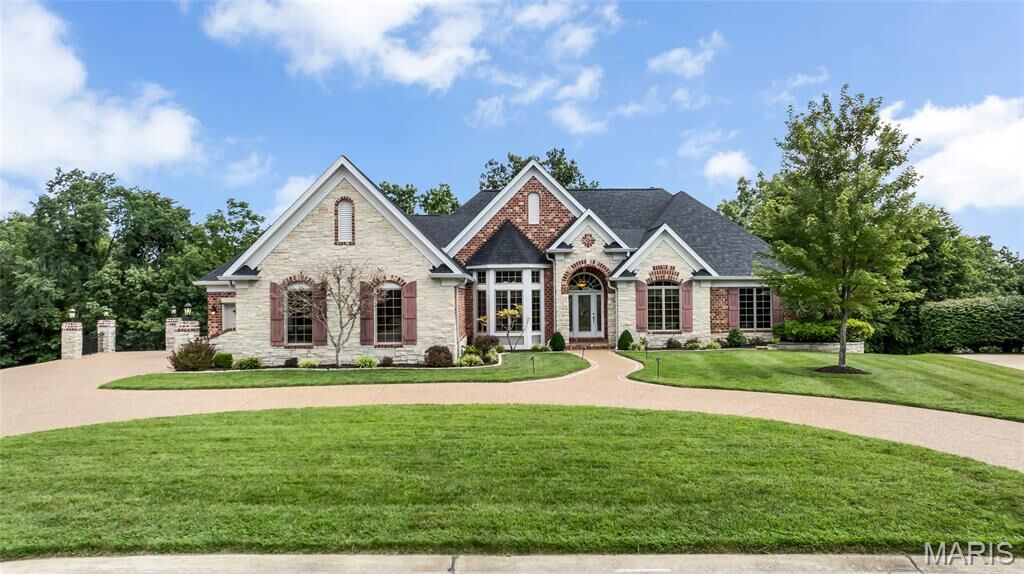 Property Photo: 4030 Austin Drive MO 63304