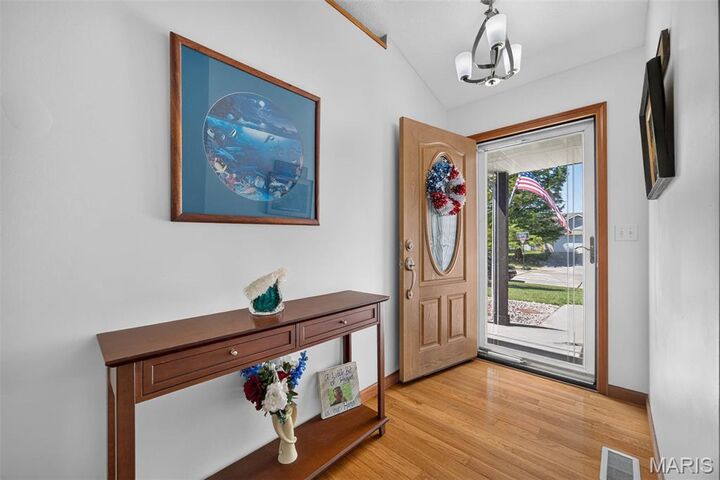 Property Photo:  32 Oakbrooke  IL 62294 