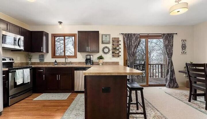 Property Photo:  11816 Highridge Drive  MI 48169 