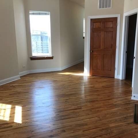 Property Photo: 1326 N Maplewood Avenue 3 IL 60622