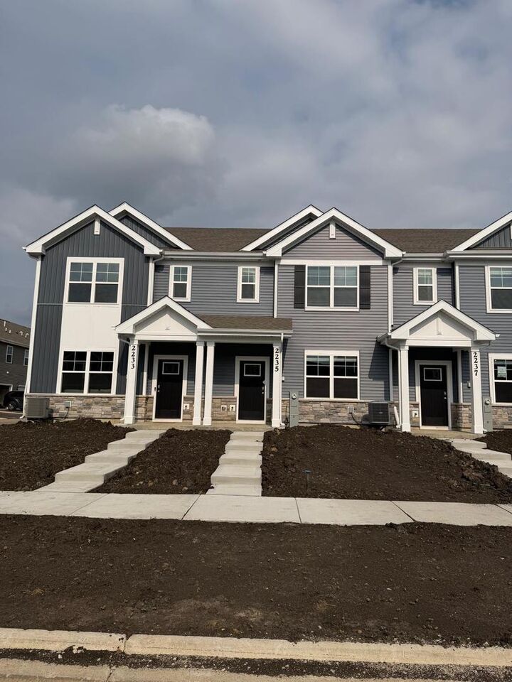Property Photo:  2235 Barbera Drive  IL 60543 