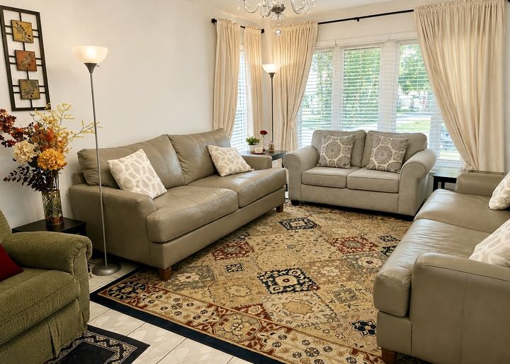 Property Photo: 9521 S Knox Avenue IL 60453