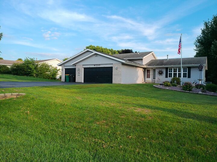 Property Photo: 6727 Sawmill Drive IL 61073