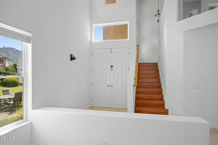 Property Photo: 1955 Calle Sirena CA 91208