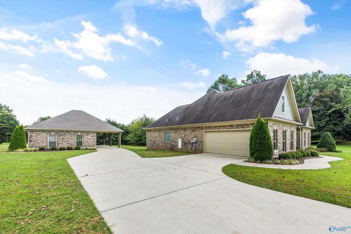 Property Photo: 2235 US Highway 31 AL 35611