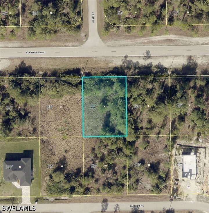 Property Photo: 1146 Sentinela Boulevard FL 33974