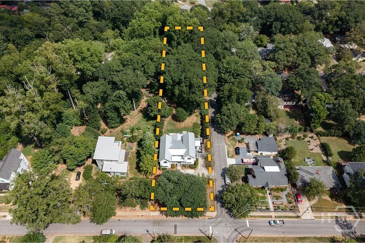 Property Photo: 610 Holman Avenue GA 30606