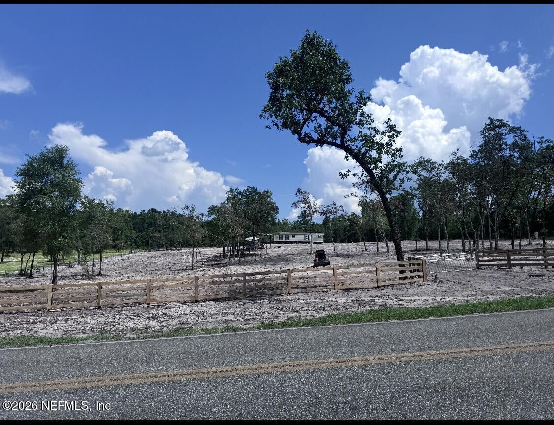 Property Photo: 282 Beecher Springs Road FL 32112