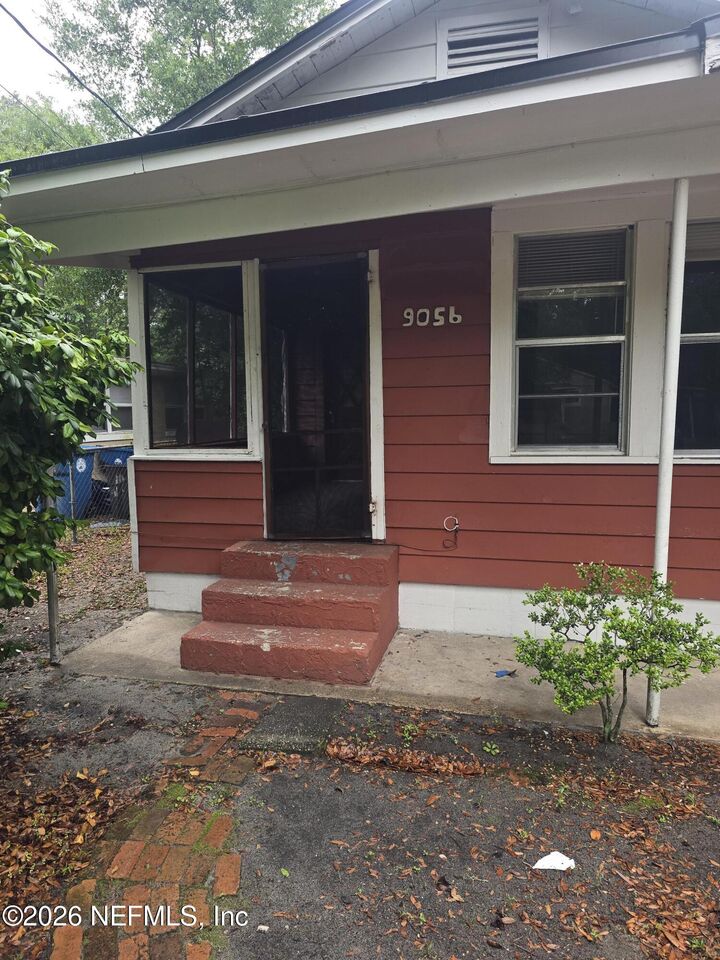 Property Photo: 9056 8th Avenue FL 32208