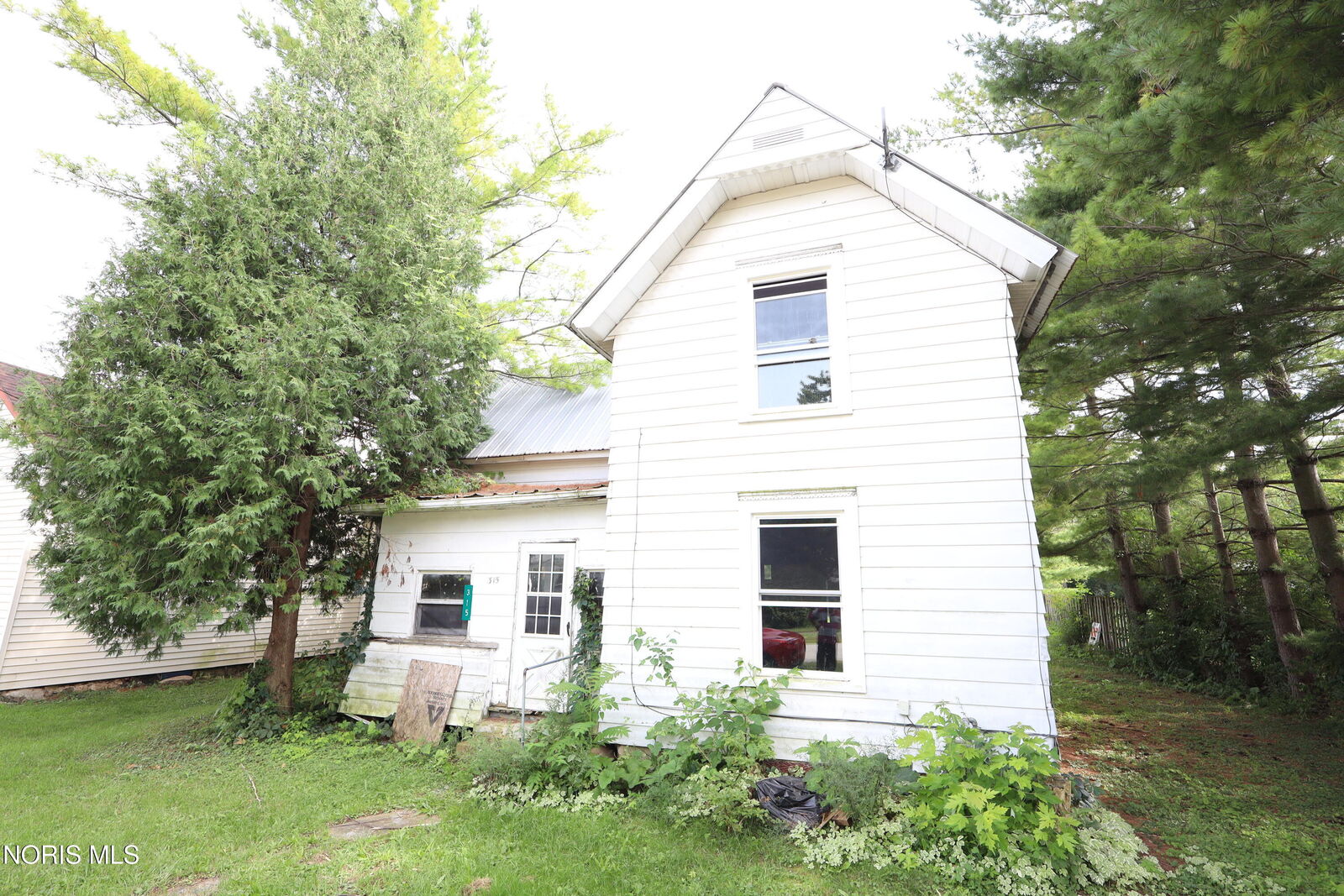 Property Photo: 315 Walnut Street OH 43457