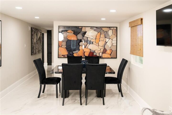 Property Photo:  2721 Iberville Street 1A  LA 70119 