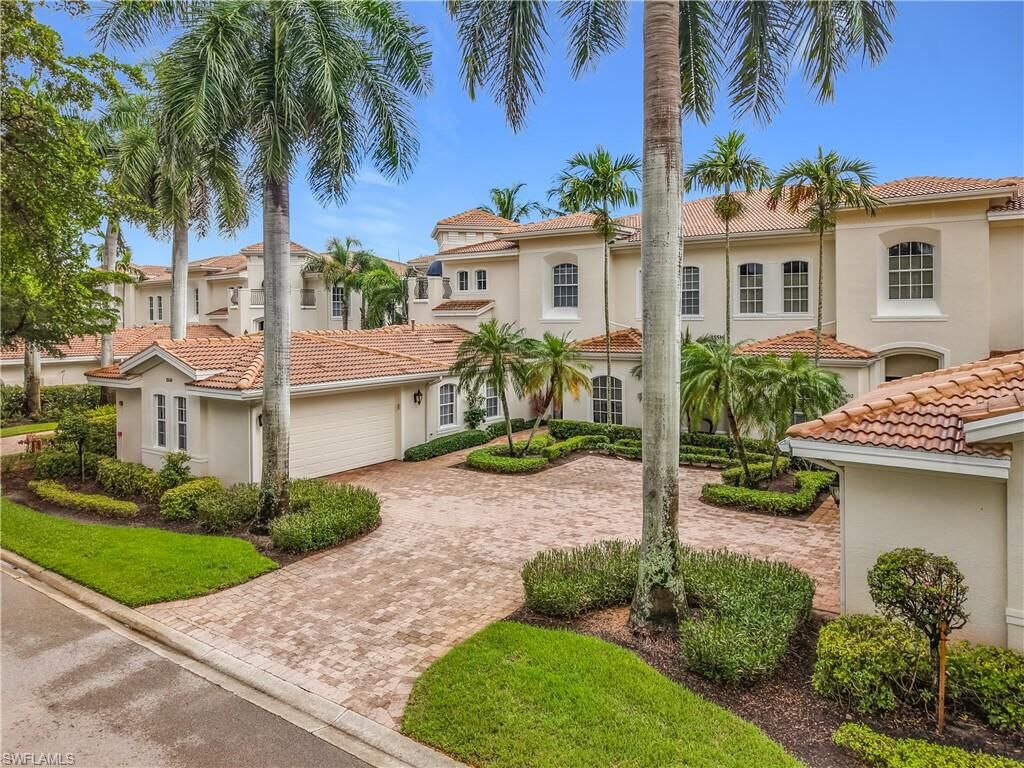 Property Photo:  15516 Monterosso Ln 101  FL 34110 