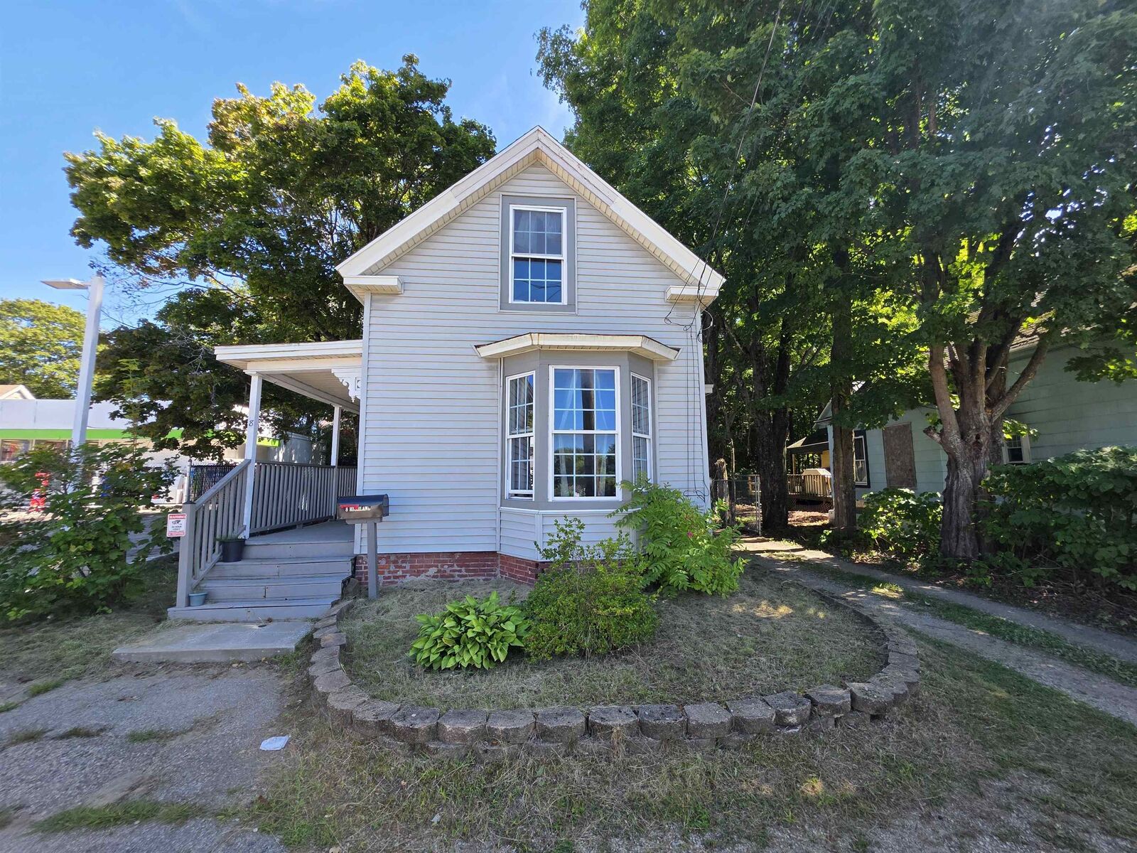 Property Photo:  8 Highland Street  NH 03868 