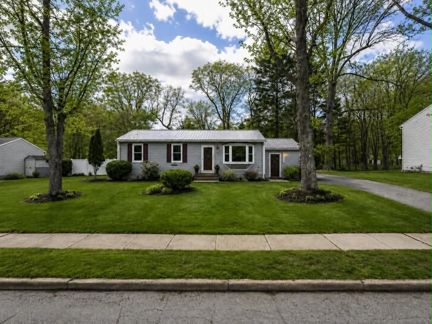 Property Photo: 274 Red Oak Drive VT 05446