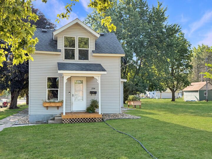 Property Photo:  284 2nd Street  MN 56175 