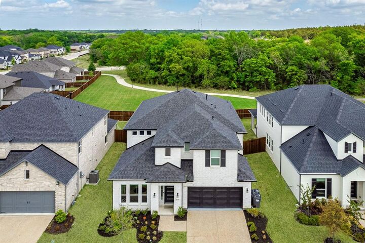 Property Photo: 210 Midnight Trail TX 75454